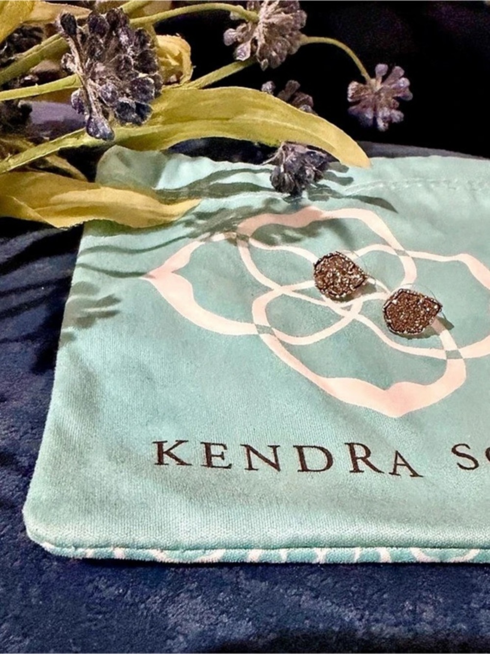 Kendra Scott Ellie Stud Earrings Druzy Stud Earrings in Gray Crystals & Silver